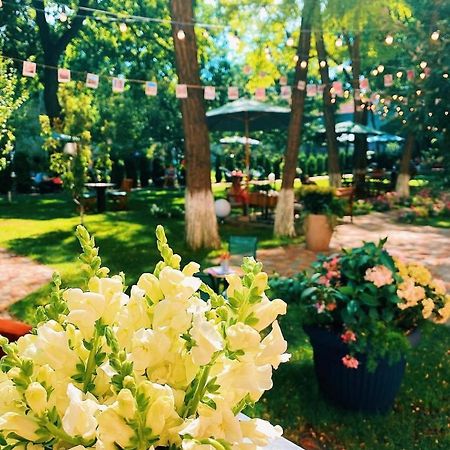 Garden Boutique Hotel Одеса Екстер'єр фото